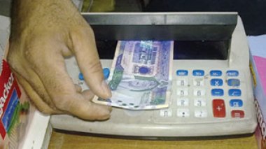 Des africains inondent le marché algérien de fausse monnaie