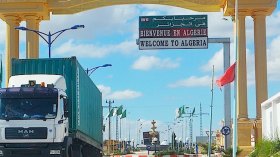 الجزائريون الأقل من 35 سنة ممنوعون من دخول تونس