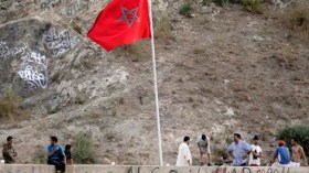 “بيوتنا مفتوحة لإخواننا السوريين”