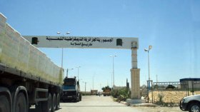شاحنات جزائرية تغلق الحدود مع تونس احتجاجا على الضريبة الجديدة