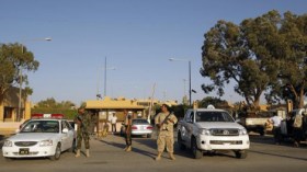 ليبيا ترخص لشركات أمن أجنبية لحماية حدودها مع الجزائر