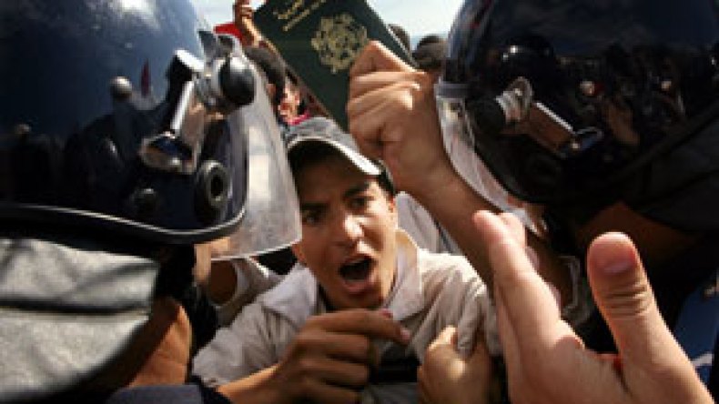 آلاف المغاربة يتوافدون على مغنية هروبا من البطالة والفقر