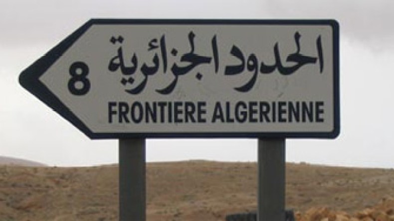 الجيش الفرنسي يطلب تعاون الجزائر في حربه على القاعدة في مالي