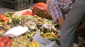 2000 مليار لاستيراد فواكه لا يأكلها الجزائريون!