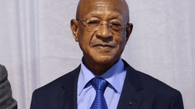 هل يعلم زوخ!