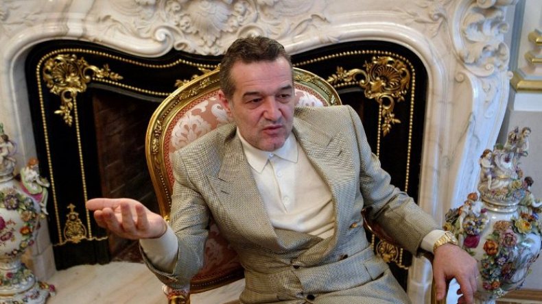 رئيس فريق روماني: مُمارسة المرأة لِكرة القدم أمرٌ يُغضب الرّبّ