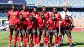 أوغندا سادس منتخب يعبر إلى الدور الثاني