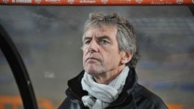 غوركوف بدأ عمله مبكّرا وحضر مباراة البنين ومالاوي