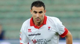 غزال باق في بارما وسيلعب إلى جانب مصباح وبلفضيل