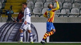 فيغولي يساهم في فوز “الخفافيش”