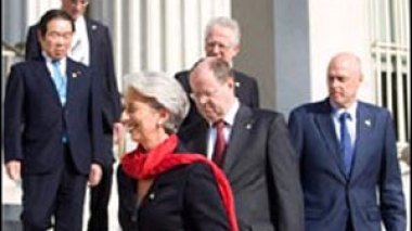 G7 urges banks to boost capital