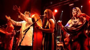 Gâada Diwan Bechar présente à Paris son nouvel album Ma Hlou
