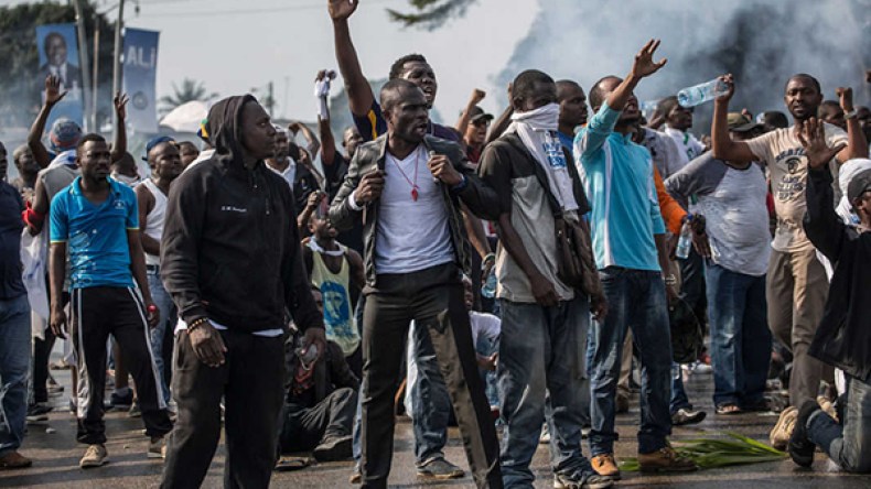 إجلاء رعايا جزائريين من الغابون