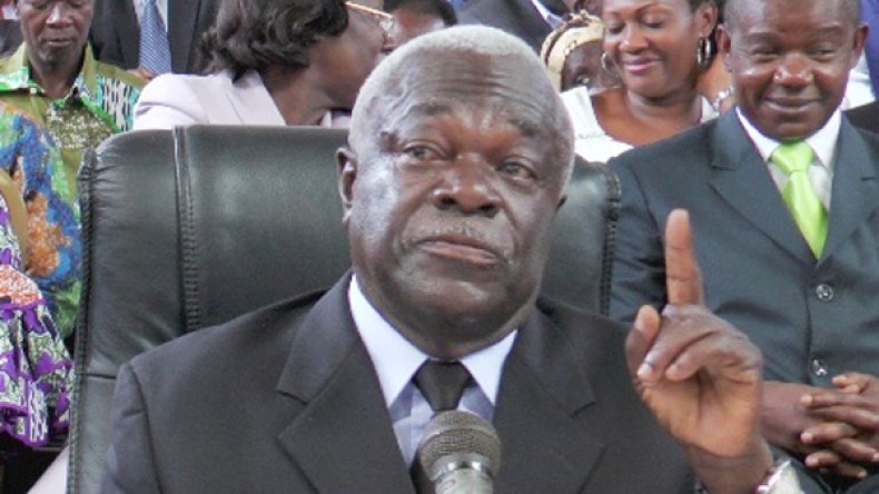 خال رئيس الغابون: لا تهمنا “الكان” نحن بحاجة إلى تعبيد الطرقات وبناء الجسور