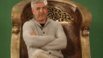 ليس دفاعا عن جعفر قاسم!!