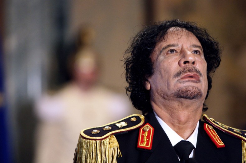 The government starts freezing assets of Gaddafi in Algeria