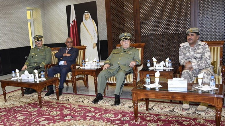 قايد صالح: آفاق واعدة بين الجزائر وقطر في التكوين العسكري