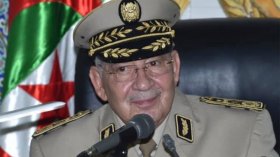 قايد صالح في زيارة إلى وهران