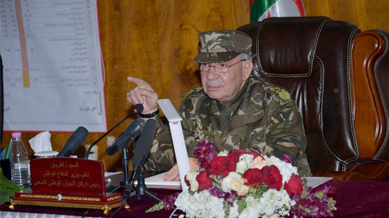 قايد صالح: عليكم بالجاهزية لمواجهة أي تهديد مهما كان مصدره