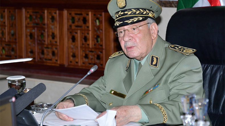 قايد صالح: متيقنون بأن قطار الجزائر قد وضع على السكة الصحيحة