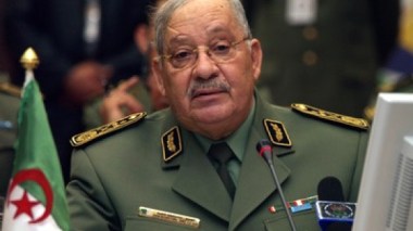 Gaïd  Salah: «L’Armée garantit la sécurité du pays»