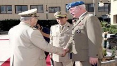 Le général de corps d’armée Gaïd Salah reçoit le chef d’état-major polonais