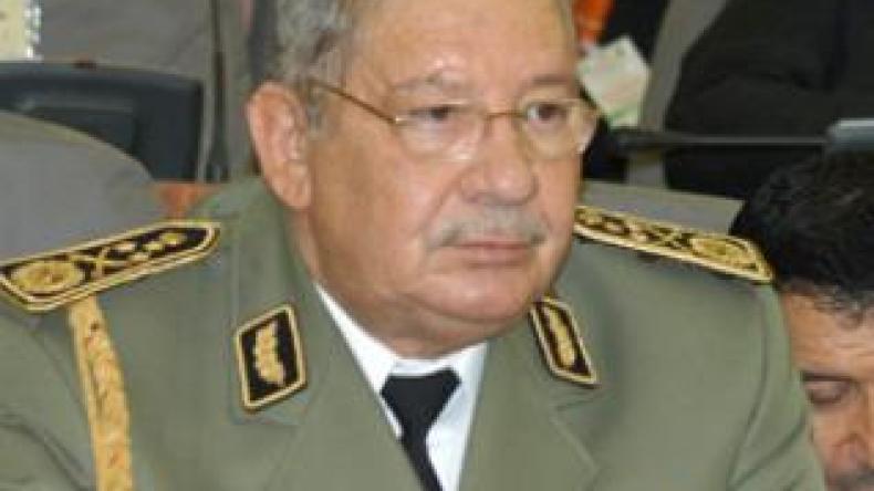 ڤايد‭ ‬صالح‭: ‬لقاء‭ ‬الجزائر‭ ‬ضربة‭ ‬لمحاولات‭ ‬التدخل‭ ‬في‭ ‬الأمن‭ ‬الإفريقي