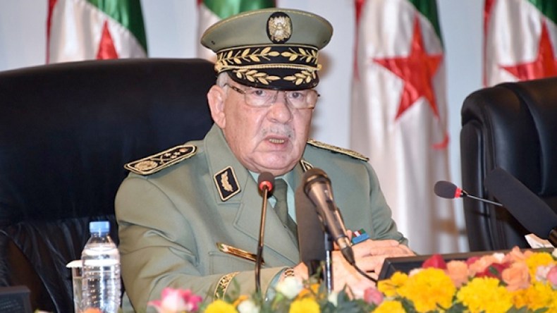 قايد صالح يُشارك في المعرض الدولي للدّفاع بالإمارات