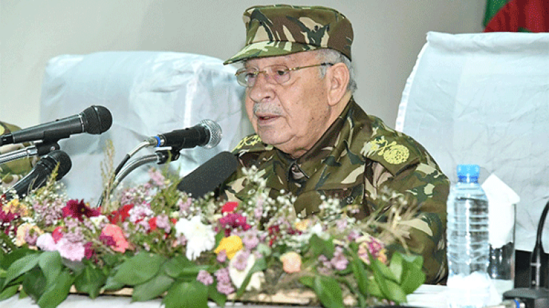 قايد صالح: عليكم بالتحضير القتالي الجيد.. وجيشنا هو جيش عقائدي