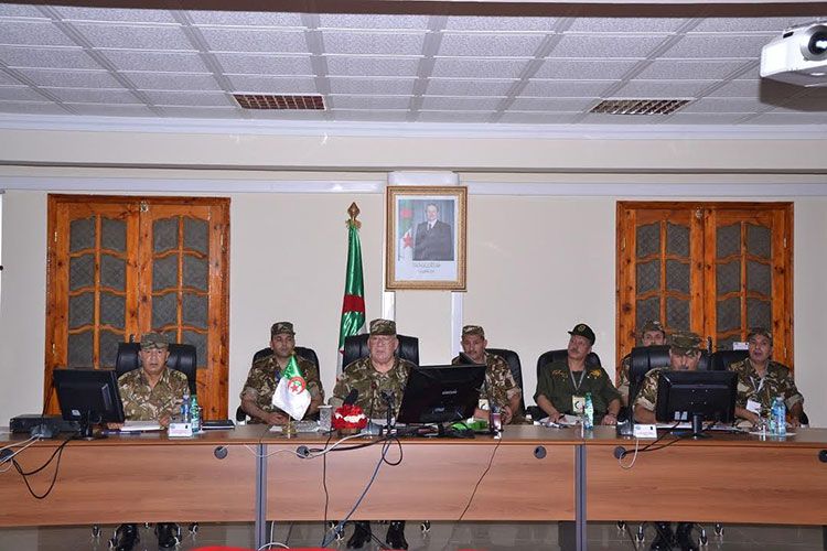 Gaid Salah: you should fight terror and crimes in the region