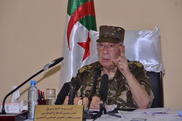 Gaïd Salah: “Certaines parties veulent impliquer des retraités de l’armée…”