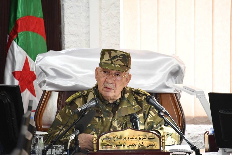 Gaïd Salah : «Les présidentielles constituent une phase importante dans l’édification de l’Etat de droit»