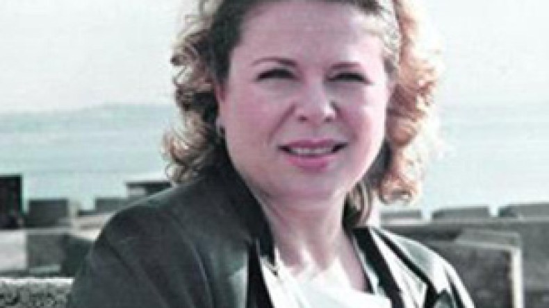 ممرضة القذافي الاوكرانية تنزوي بمنزلها في كييف بعد فرارها من ليبيا