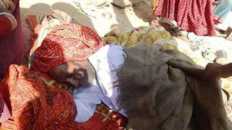 هندي يعود للحياة  لحظات قبل حرق جثته !