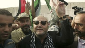 “المصريون يحتجزون الفلسطينيين كبارا وصغارا في زنازين لأسابيع قبل السماح لهم بالمرور”