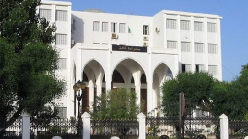 5 سنوات حبسا نافذا لمدير الصحة بقالمة وممون في قضية فساد