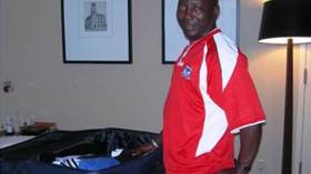 مدرب غامبيا يوقع لعامين ويأمل في قهر “الخضر”