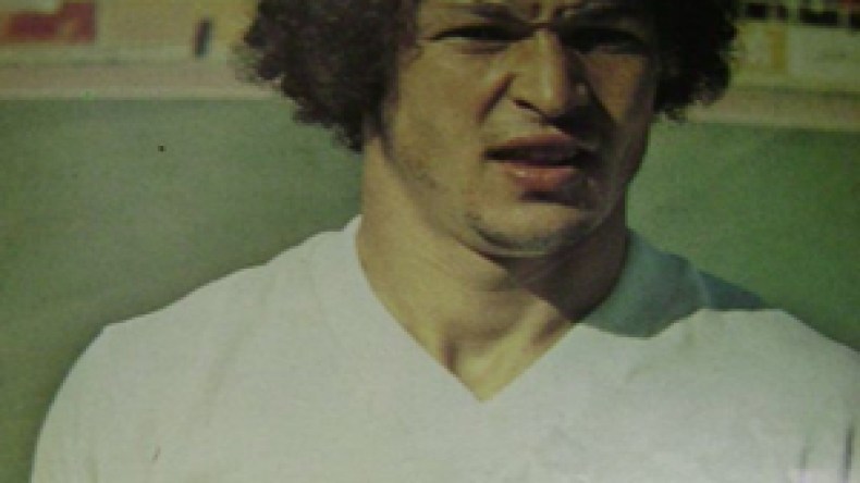 زرابي مكانه في المنتخب وإبعاد لموشية غير منطقي