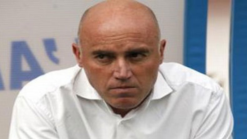 مهمة غاموندي تبدأ بمعاينة ملعب حمادي