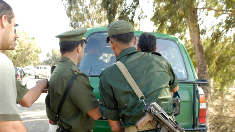 توقيف 3 تجار أسلحة بالبويرة