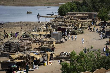 Mali: des islamistes dynamitent un pont au sud de Gao