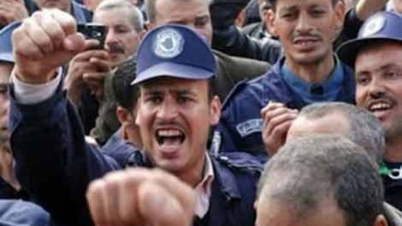 اعتصام للحرس البلدي لوقف المتابعات القضائية