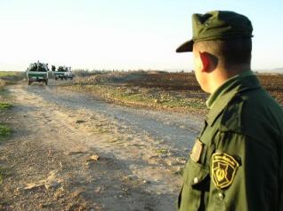 Maj. General Boustila: â€œA green wall and special shields to secure Algerian borders with Tunisia and Libyaâ€