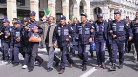 أعوان‭ ‬الحرس‭ ‬البلدي‭ ‬يهددون‭ ‬‮”‬باحتلال‮”‬‭ ‬العاصمة‭ ‬مجددا‭ ‬