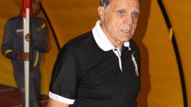 غارزيتو يهدد بالرحيل عن شباب قسنطينة