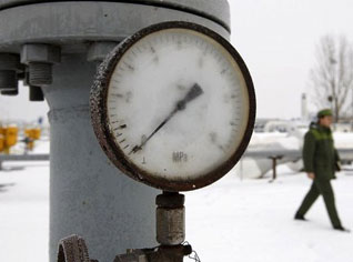 Talks continue in bid to defuse Russia-Ukraine gas dispute