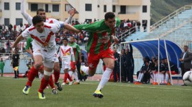 إدارة شبيبة بجاية تفاوض الركائز وحداد يعرض على قاسمي 3 ملايير