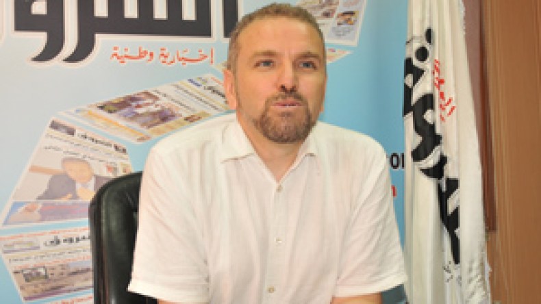 “قضية النقاب أثارها السياسيون في فرنسا ضد المسلمين لتغطية أزمة التناحر بين اليمين واليسار”