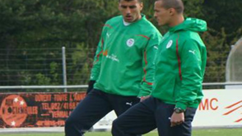 قواوي ومنصوري يلمحان للاعتزال دوليا