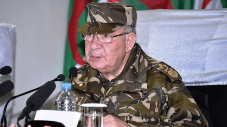 قايد صالح في الناحية العسكرية الثانية بوهران